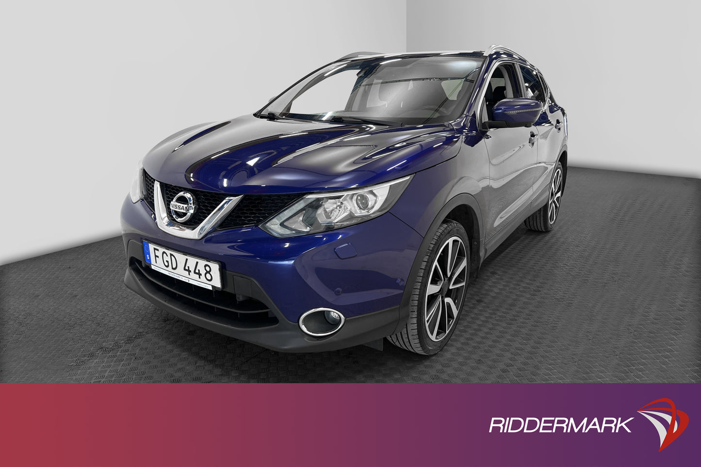 Nissan Qashqai 1.2 DIG-T 115hk Tekna Pano Navi 360 view