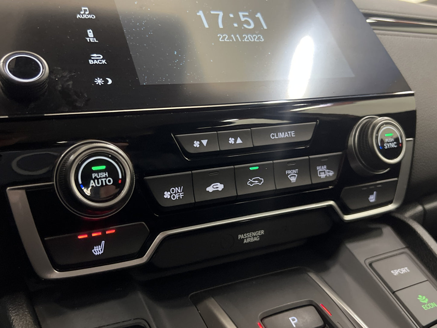 Honda CR-V Hybrid 215hk Elegance Kamera CarPlay Välservad