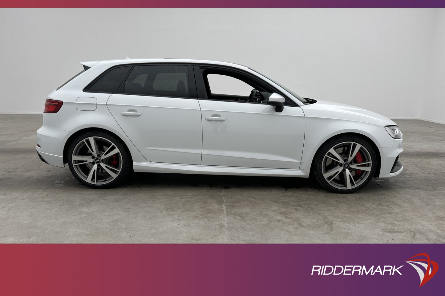 Audi RS3 Q 400hk Cockpit Sportavgas Matrix Pano B&O Navi