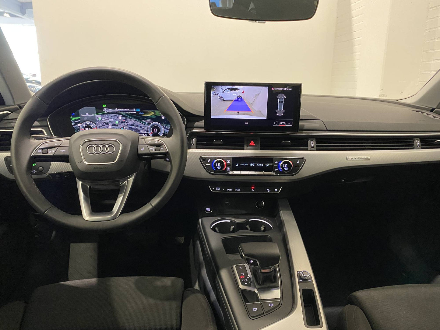 Audi A4 Allroad Quattro 40 TDI 204hk Cockpit Matrix D-värm