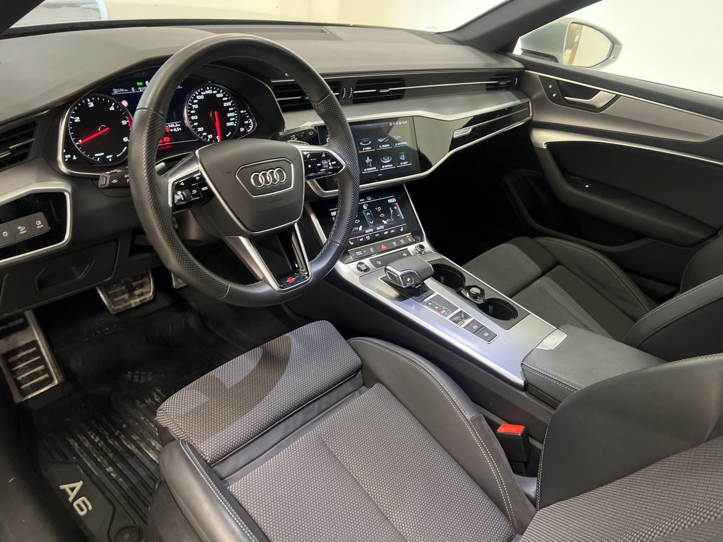 Audi A6 40 TDI Q 204hk S-Line P-Värm Kamera Matrix Navi Drag