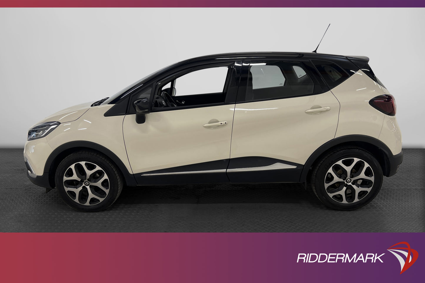 Renault Captur 0.9 TCe 90hk Värmare Kamera Navi Välservad