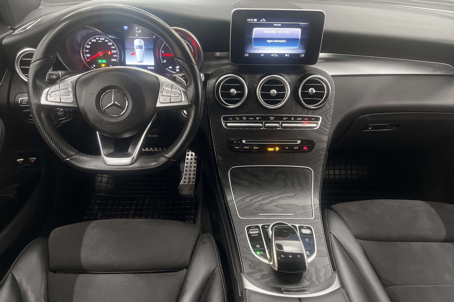 Mercedes-Benz GLC 220 d 4M AMG Burmester Pano 360° Värmare