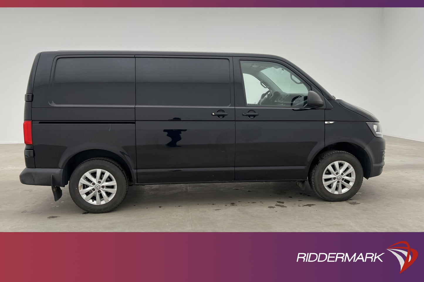 Volkswagen Transporter 2.0TDI Värmare Dragkrok Moms 1-Ägare