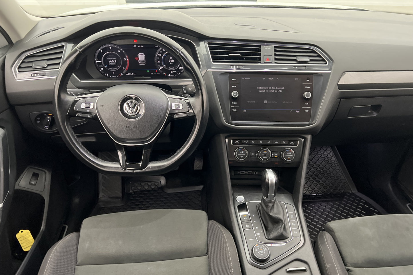 Volkswagen Tiguan Allspace 4M R-Line Cockpit 7-Sits D-Värm