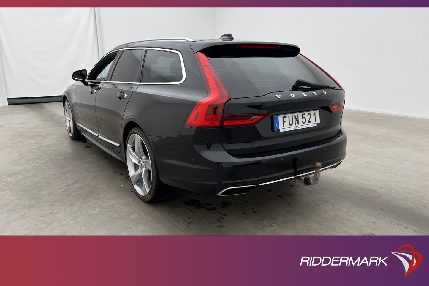 Volvo V90 T6 AWD Inscription VOC Pano Luft B&W HUD BLIS Drag