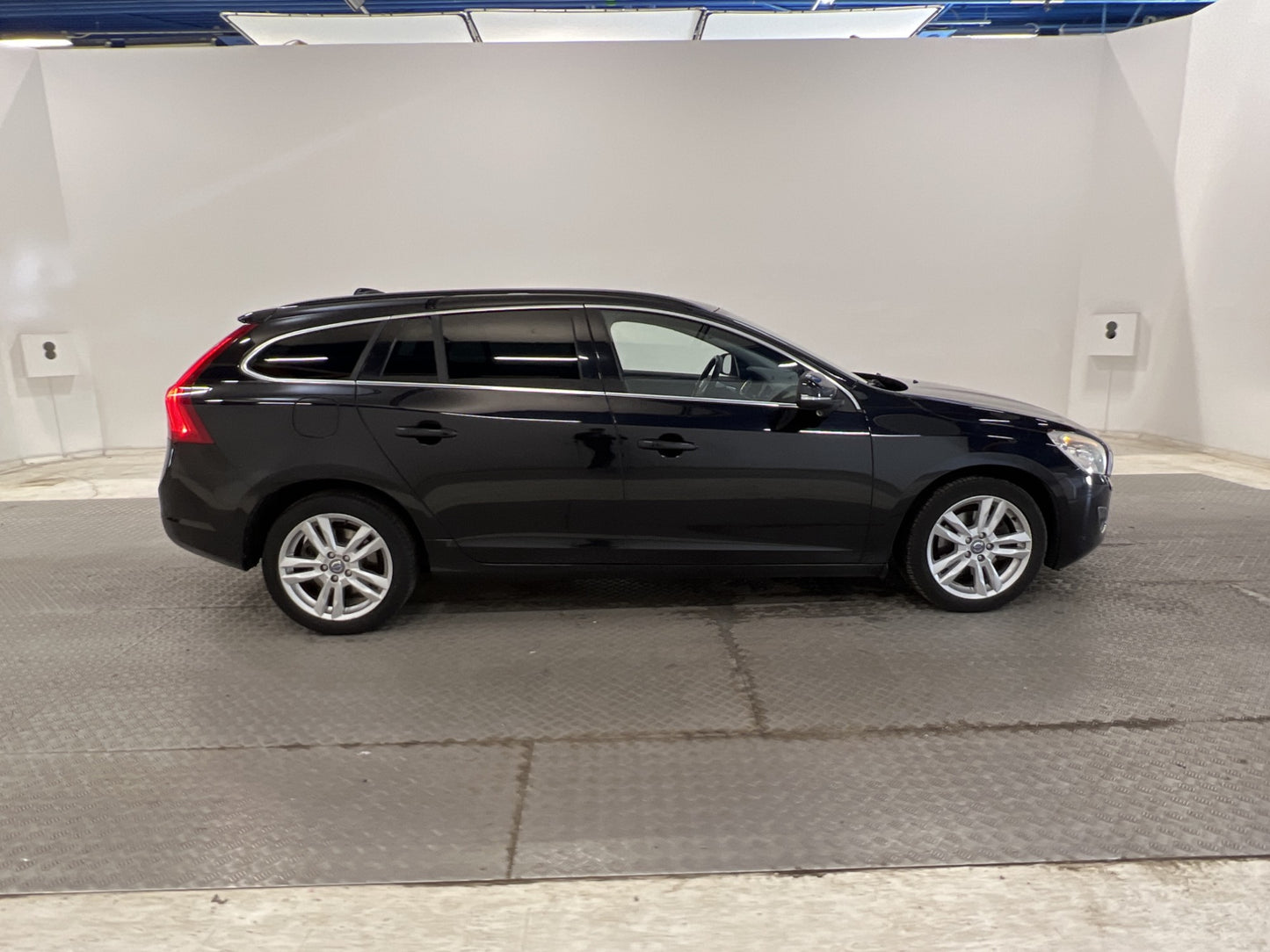 Volvo V60 D3 Momentum VOC Värmare Taklucka Drag Navi Välserv