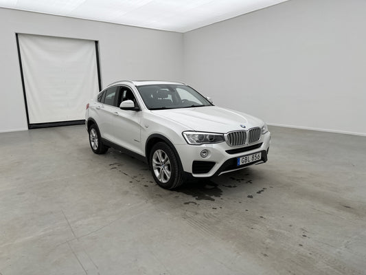 BMW X4 xDrive30d B-kamera T-lucka H/K Drag D-värm Navi 258hk