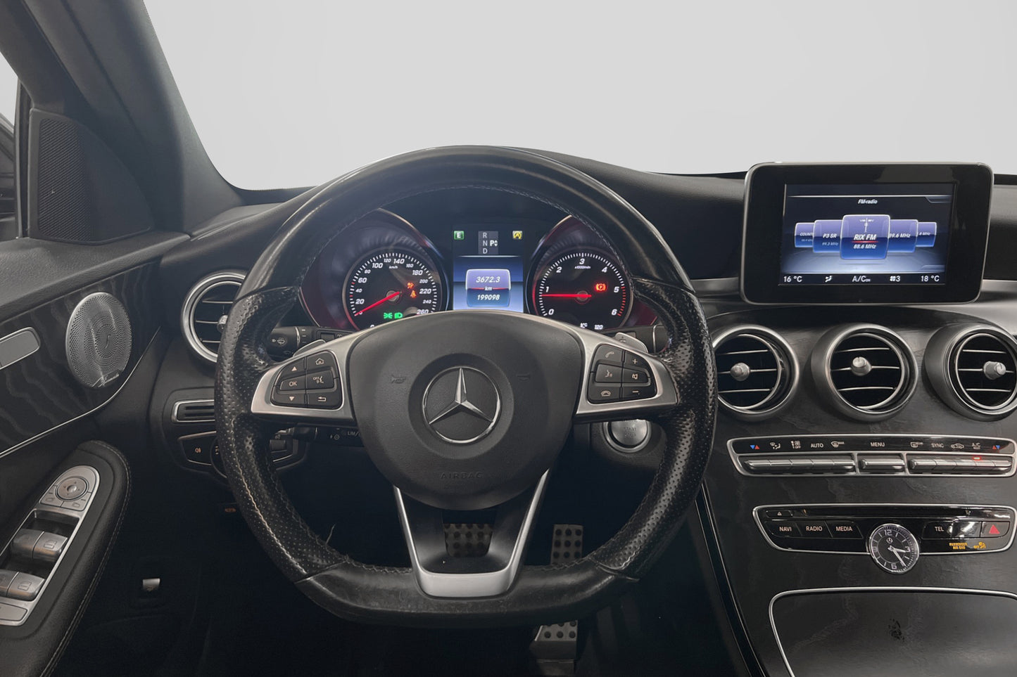 Mercedes-Benz C 220 T 170hk AMG Burmester Pano Drag En-bruk