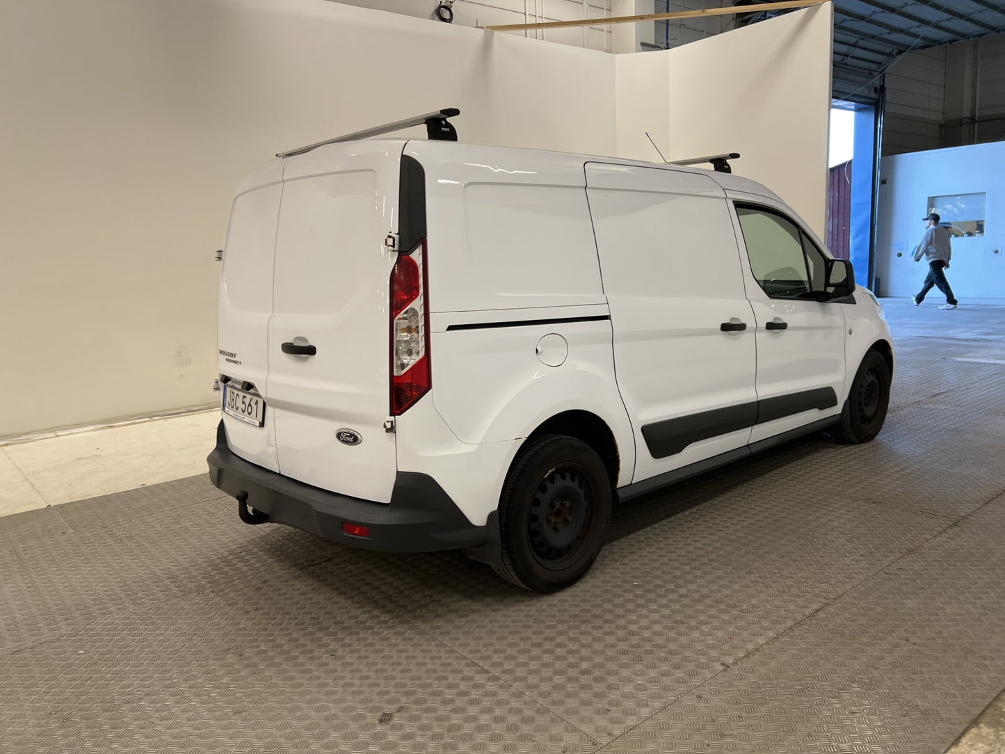 Ford Transit Connect LWB 1.6TDCi Värmare Dragkrok Takräcke