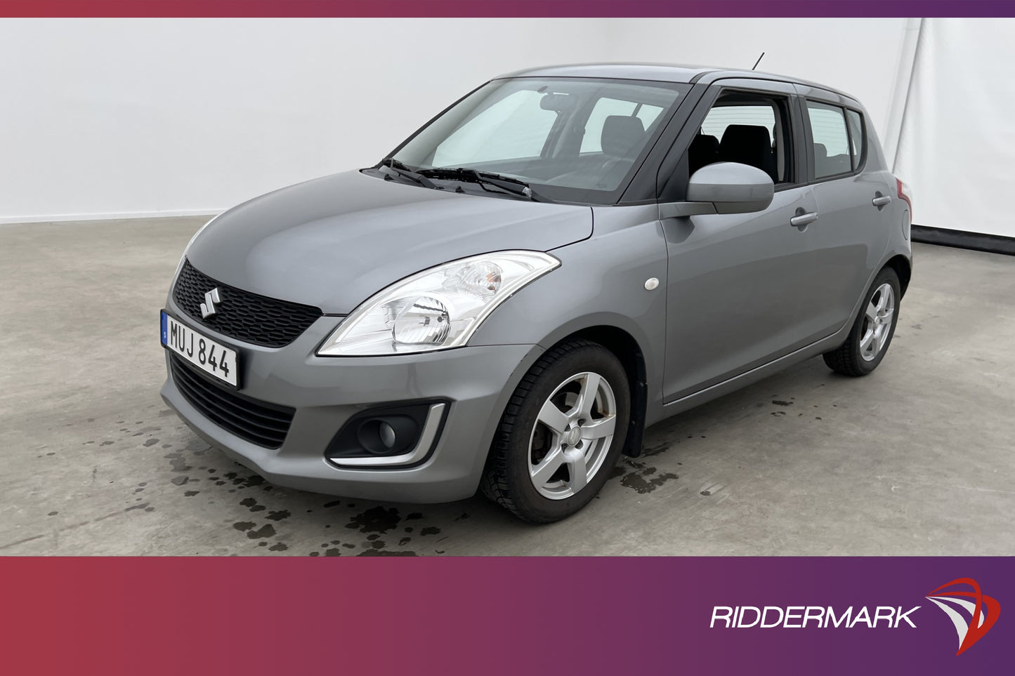 Suzuki Swift 1.2 VVT 94hk 470:-/skatt 5689 mil Få brukare