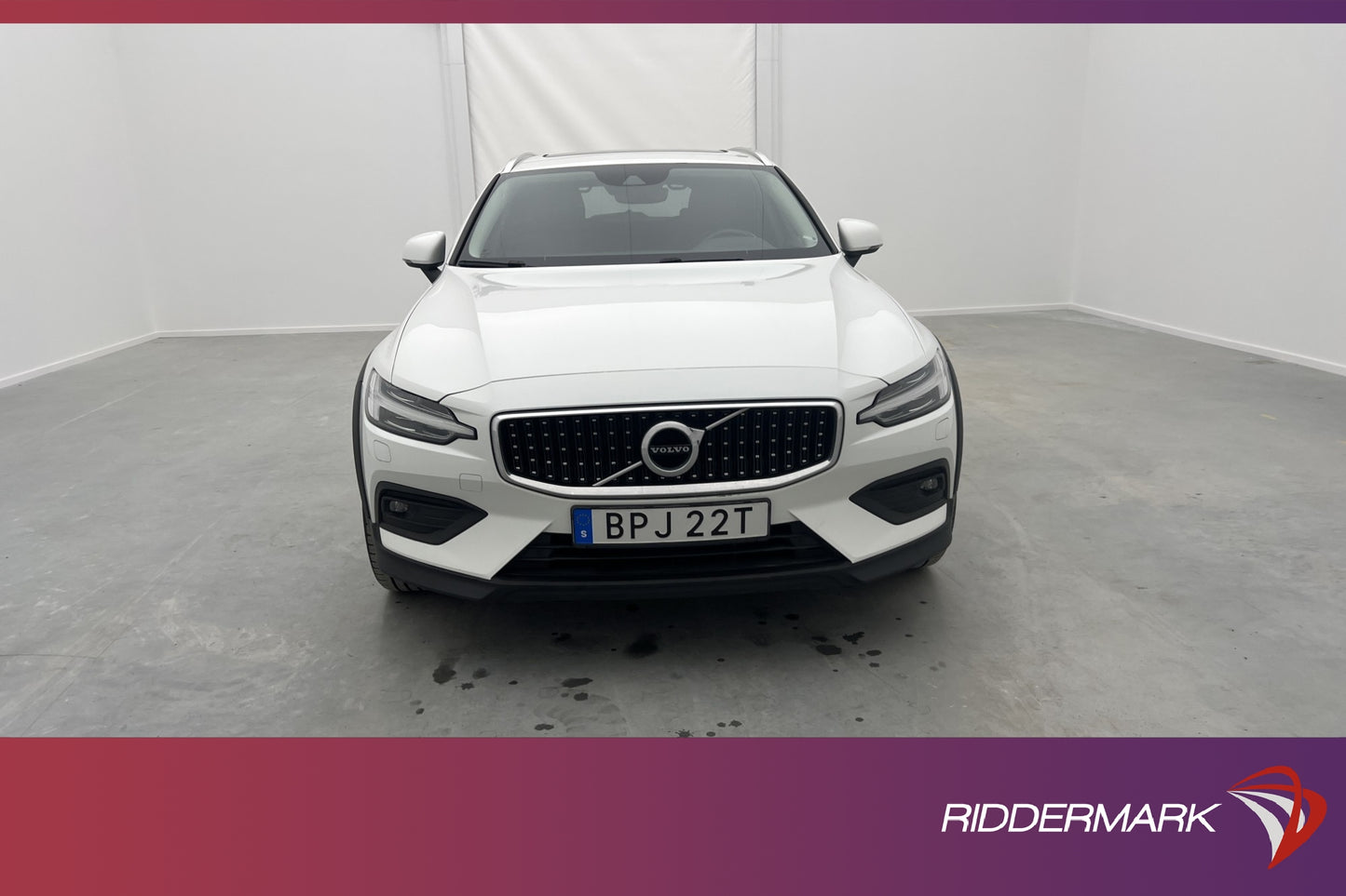 Volvo V60 Cross Country D4 AWD Advanced VOC Pano Navi Drag