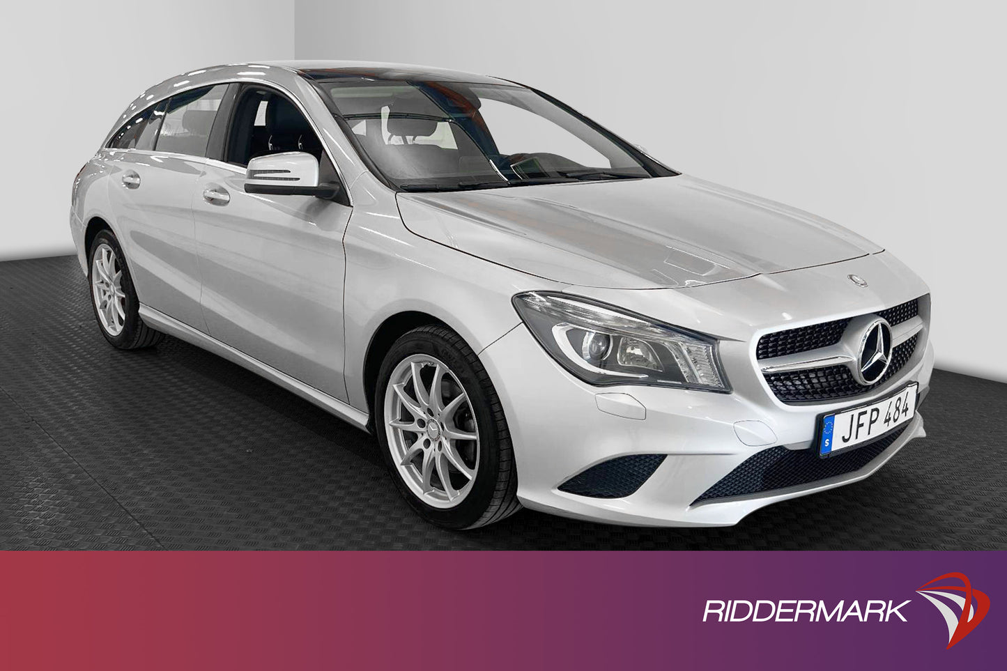 Mercedes-Benz CLA 200 Shooting Brake D-värm Panorama Skinn