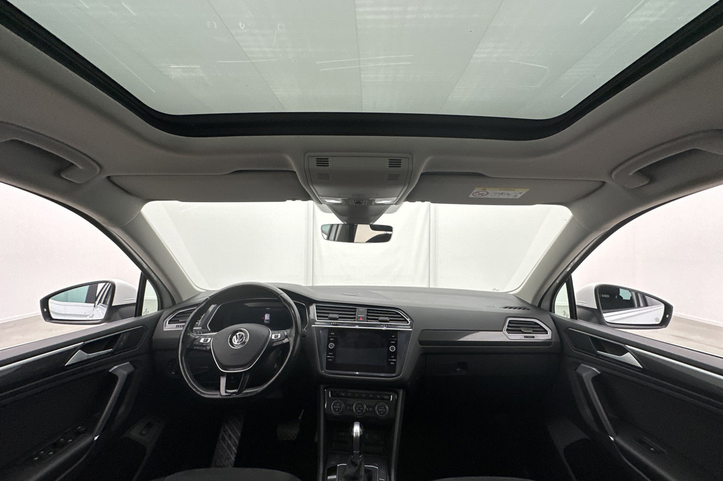 Volkswagen Tiguan 2.0 TDI 4M GT Cockpit Pano Kamera Drag