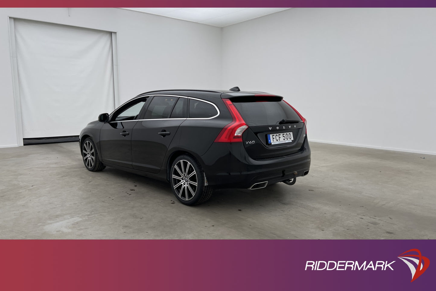 Volvo V60 D4 181hk Momentum VOC Rattvärme Elstol Dragrkok