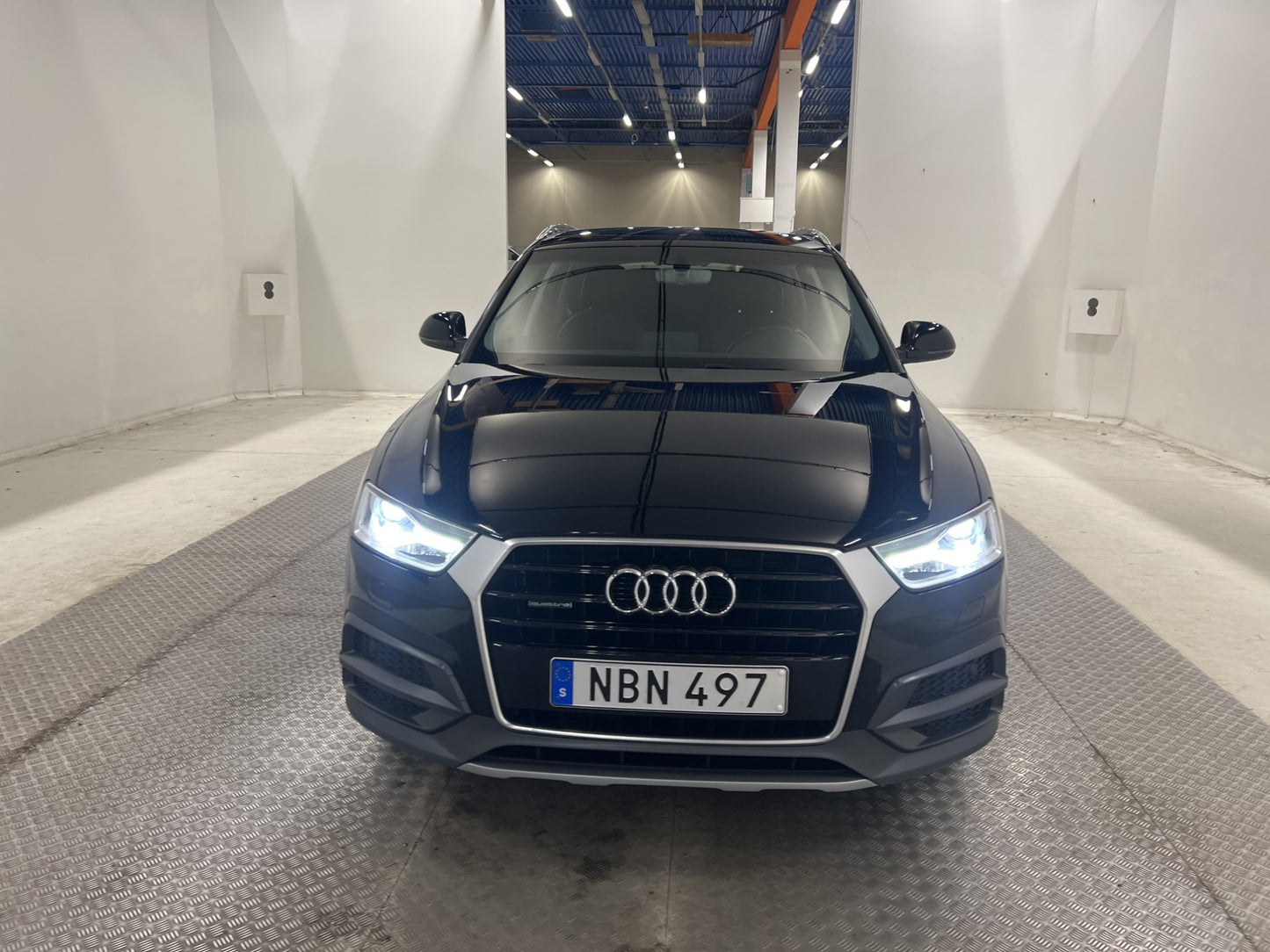 Audi Q3 2.0 TDI Quattro 150hk Sport Edit P-Sensor Alcantara