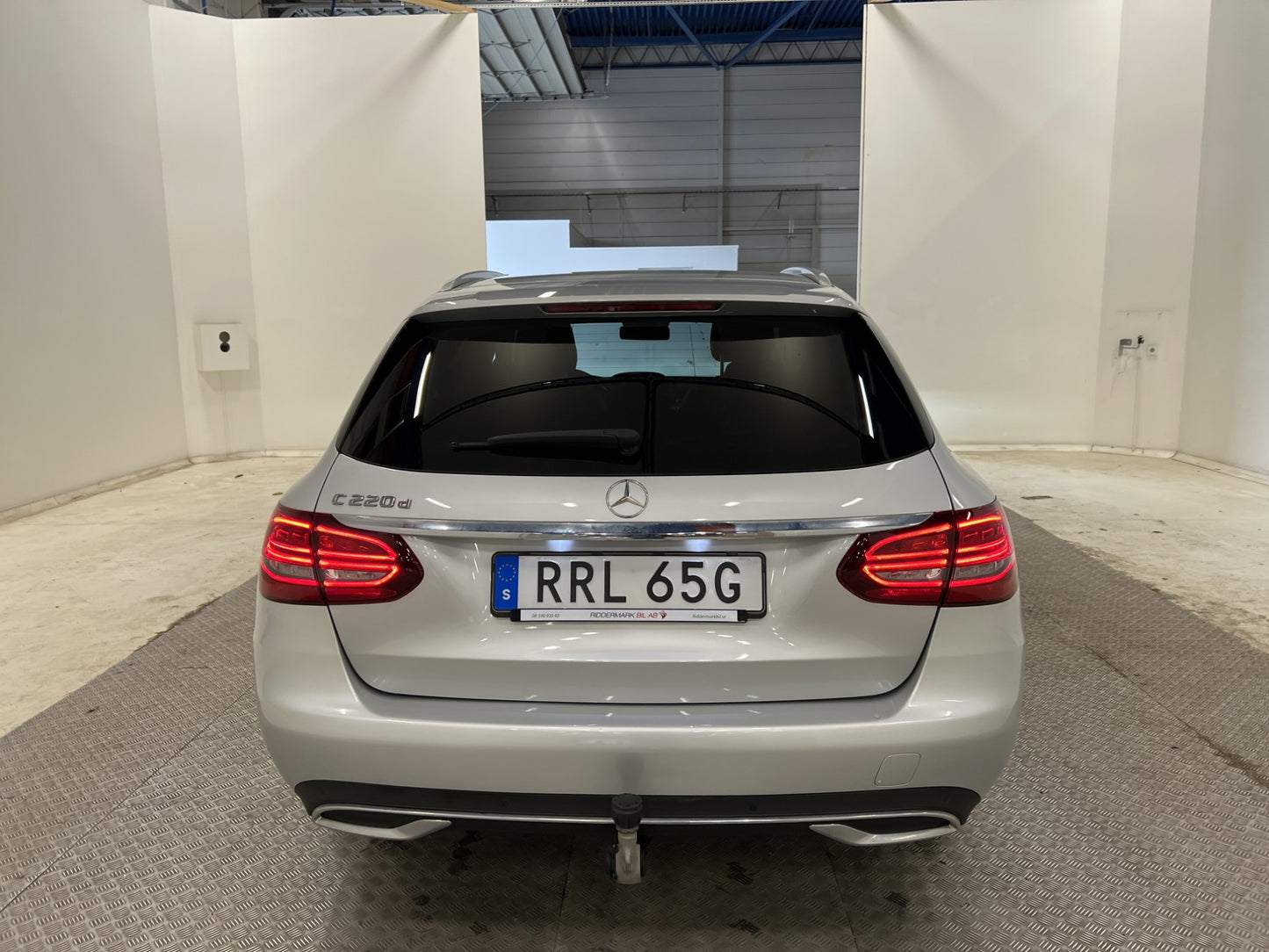 Mercedes-Benz C 220 T d 194hk Värmare Burmester Kamera MOMS