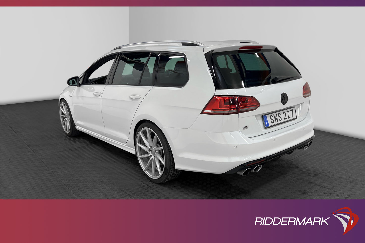 Volkswagen Golf R 2.0 4Motion P-sensorer CarPlay 300hk