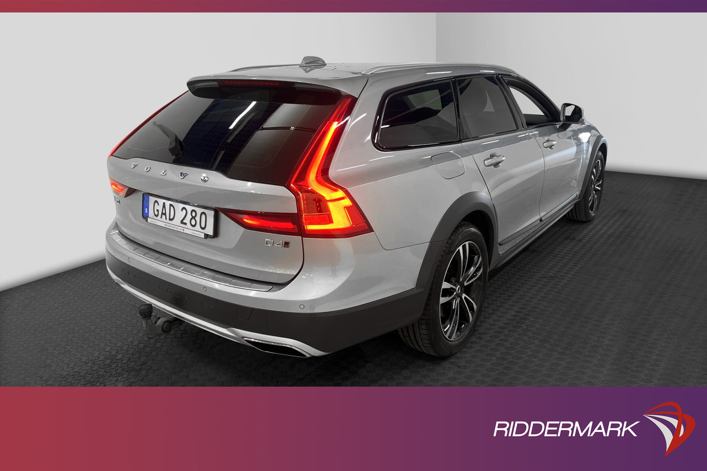 Volvo V90 Cross Country AWD Inscription VOC Navi Drag 190hk