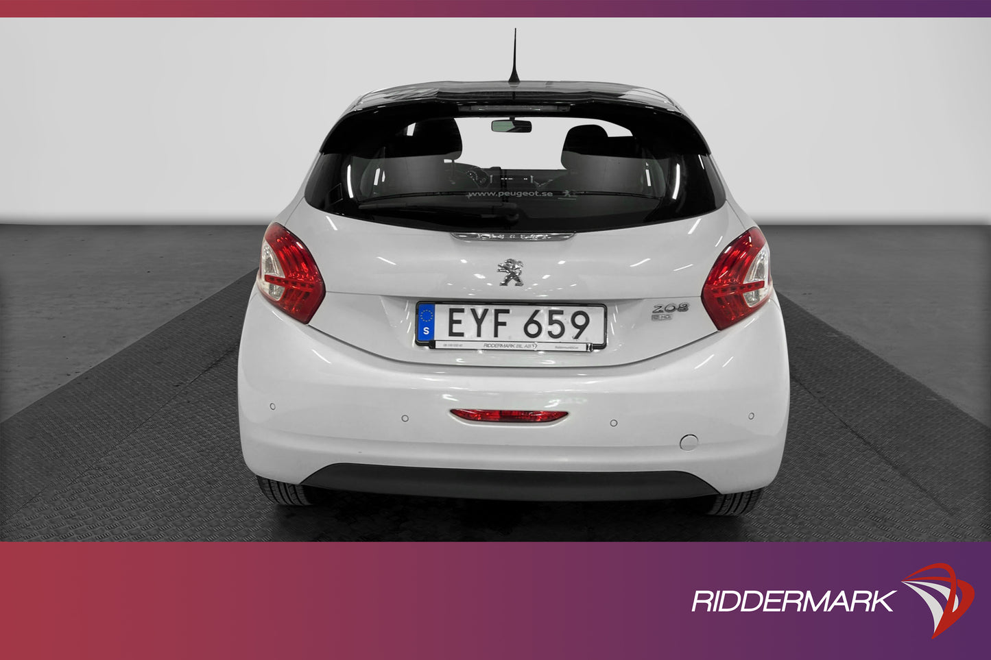 Peugeot 208 1.4 e-HDi 68hk  0.32l/mil Isofix P-sensorer