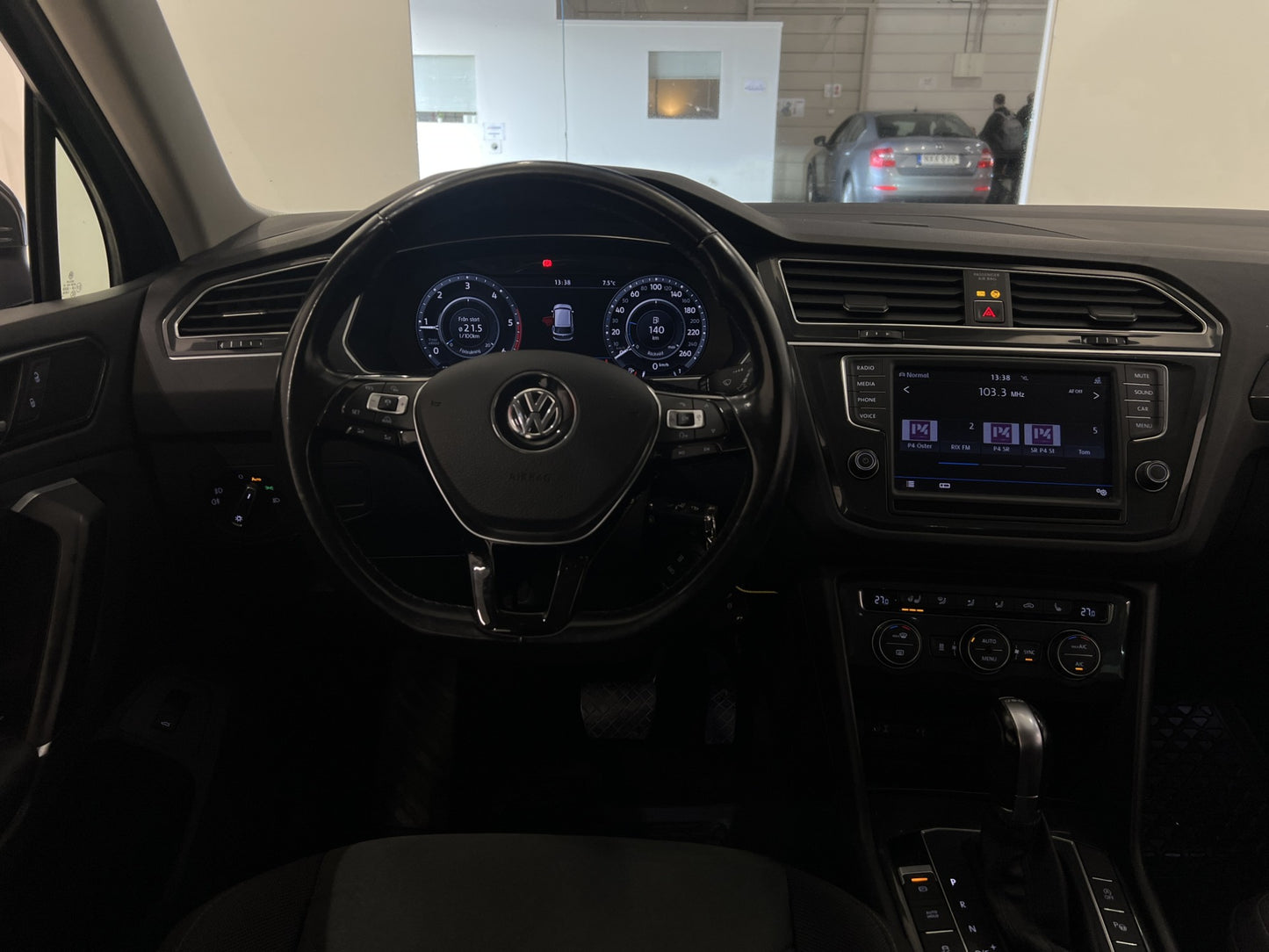 Volkswagen Tiguan 2.0 4M Executive D-värm Cockpit B-kamera