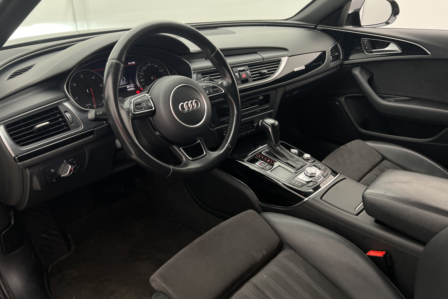 Audi A6 3.0 TDI V6 Q 218hk S-Line BOSE Kamera Matrix Drag