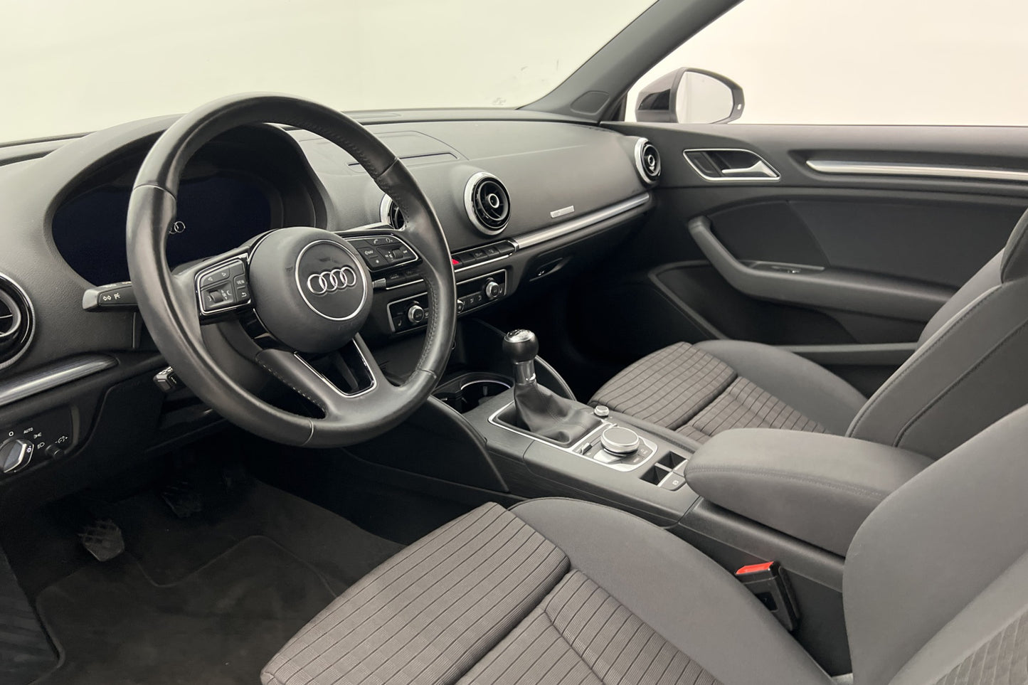 Audi A3 Cabriolet TDI 150hk Proline Cockpit Navi Adapt-fart