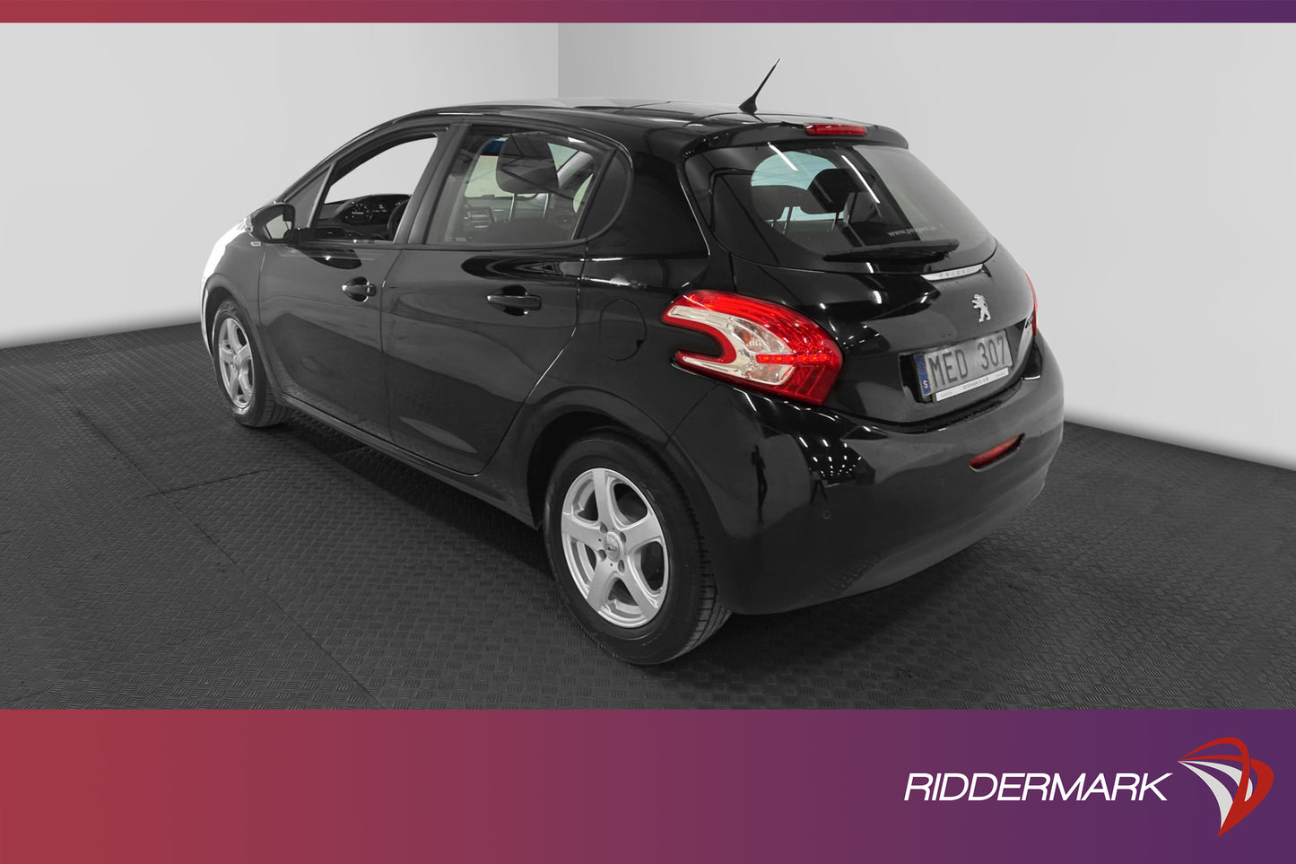 Peugeot 208 1.2 VTi 82hk Pano Sensorer 2-Brukare 0.45L/Mil