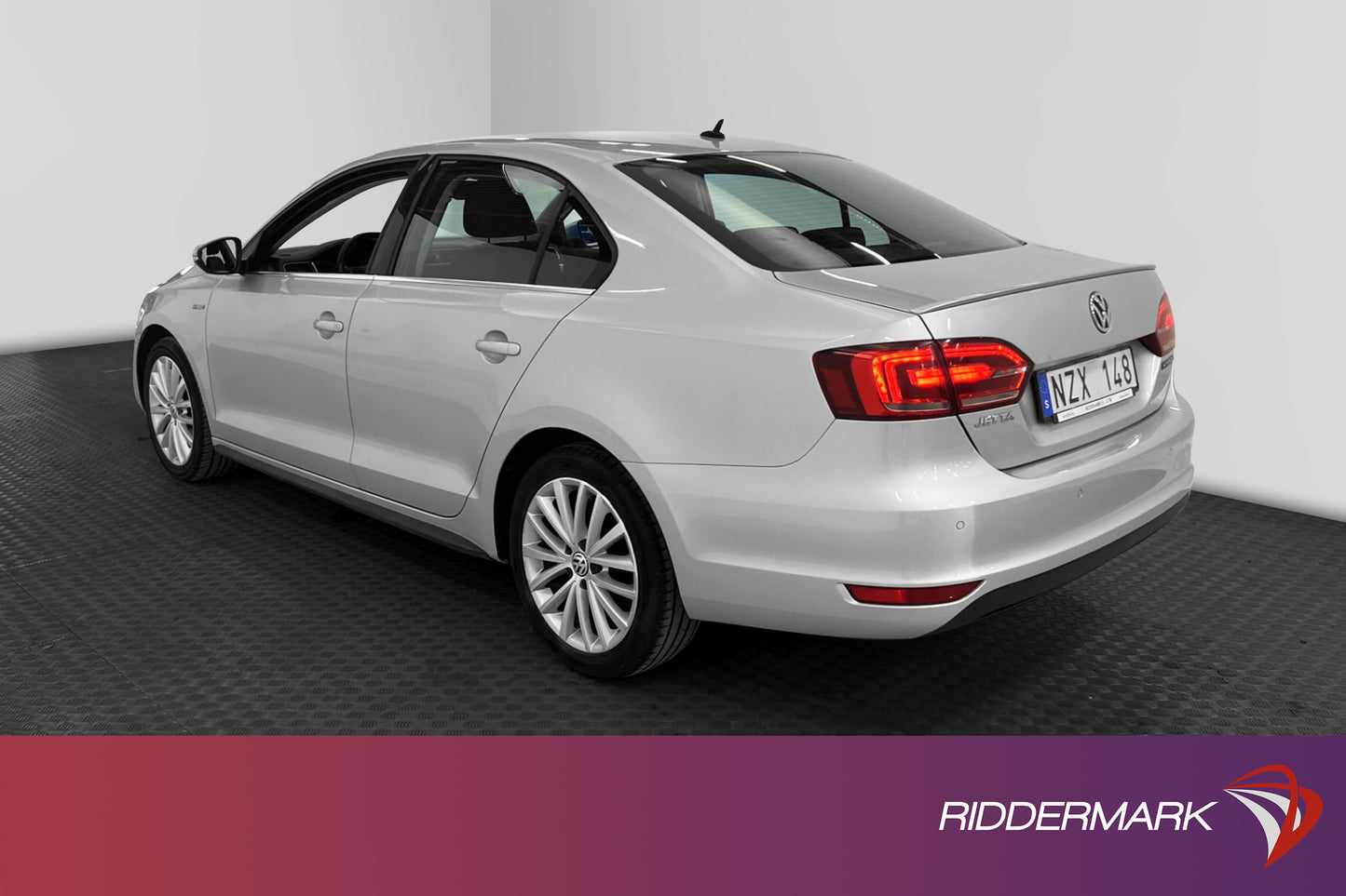 Volkswagen Jetta 1.4 TSI HYBRID 170hk P-Sensorer 2-Brukare