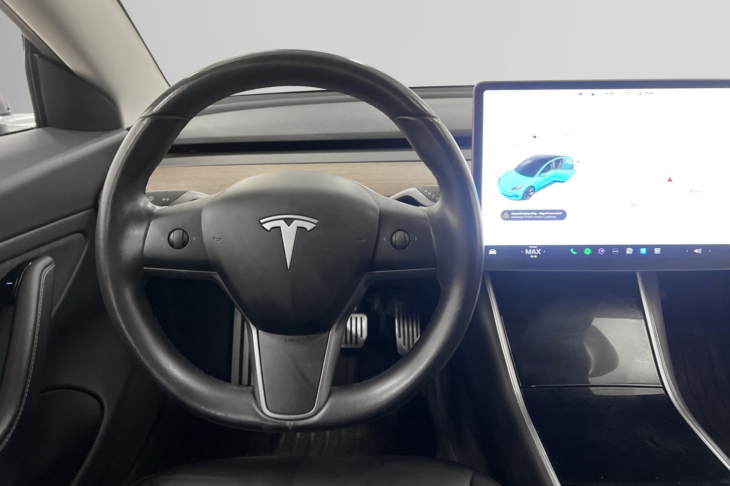 Tesla Model 3 Standard Range Plus 258hk Svensksåld Autopilot