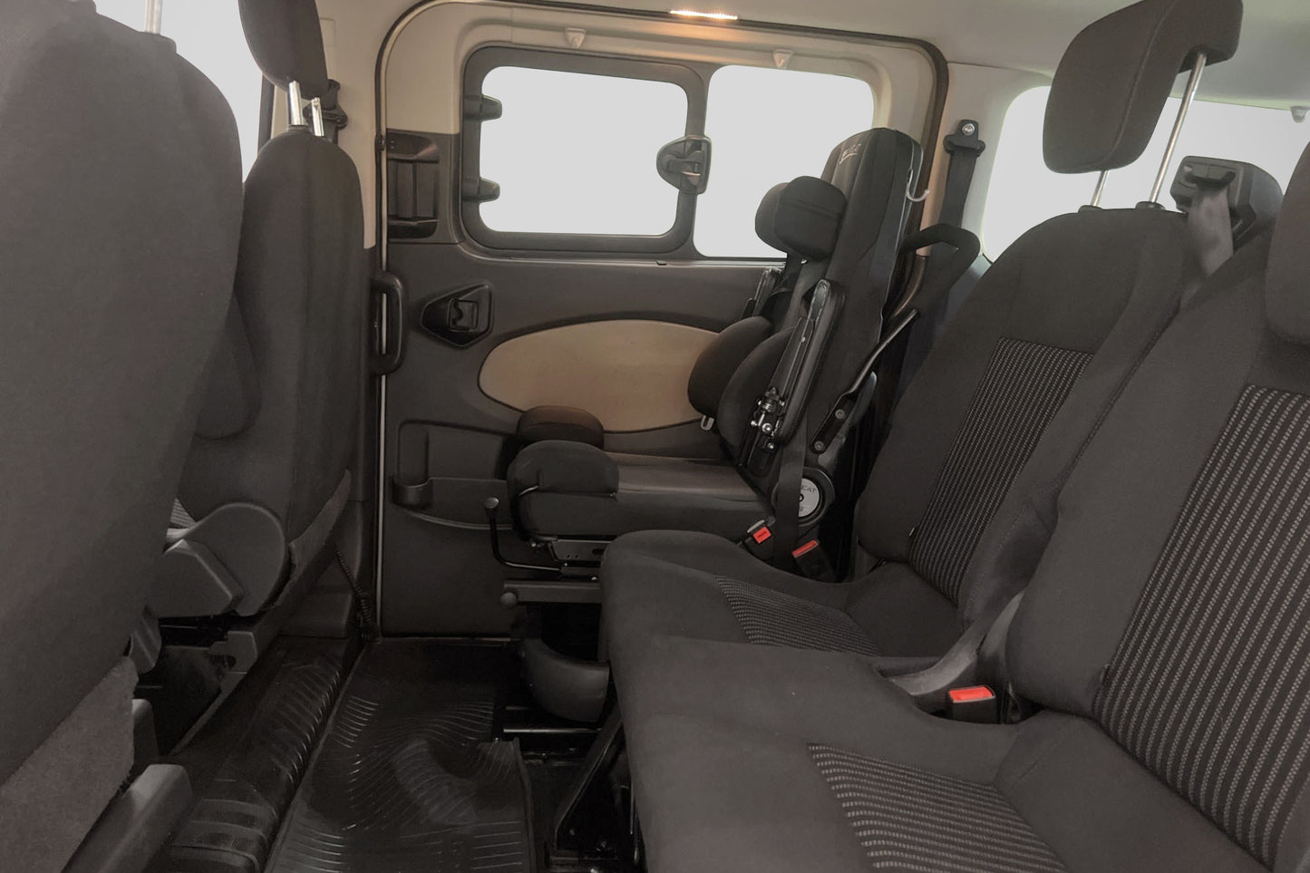 Ford Tourneo Custom Lång 125hk Handikappanpassad Värmare