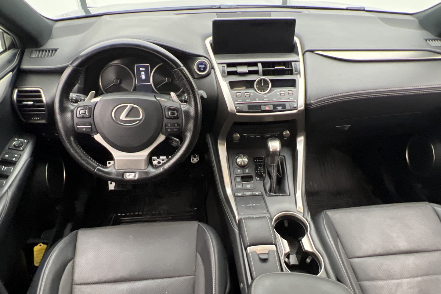 Lexus NX 300h AWD 197hk F Sport Navi Kamera Drag Välservad