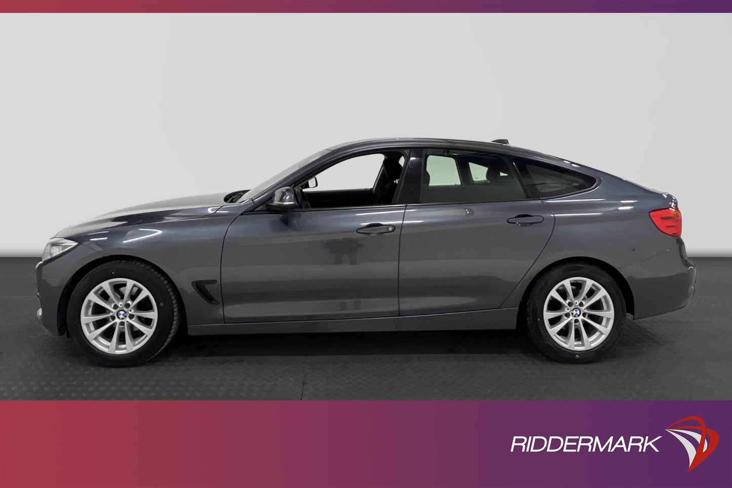 BMW 320i xDrive Gran Turismo 184hk Pano B-kamera Navi Drag