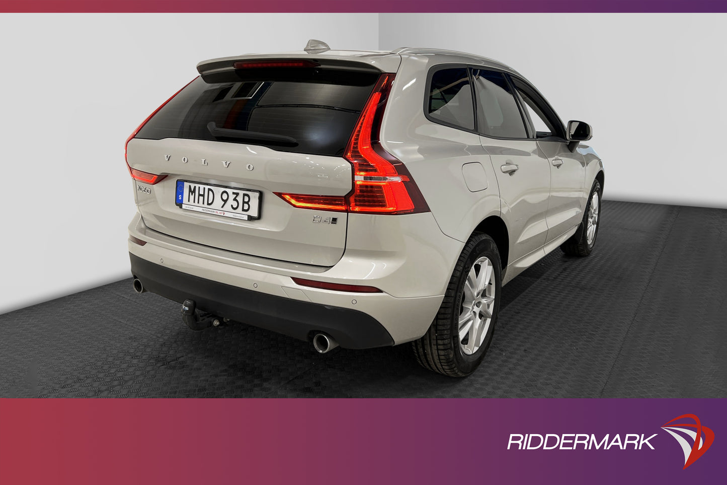 Volvo XC60 D4 AWD Momentum Adv Edt Drag MOMS VOC Värmare