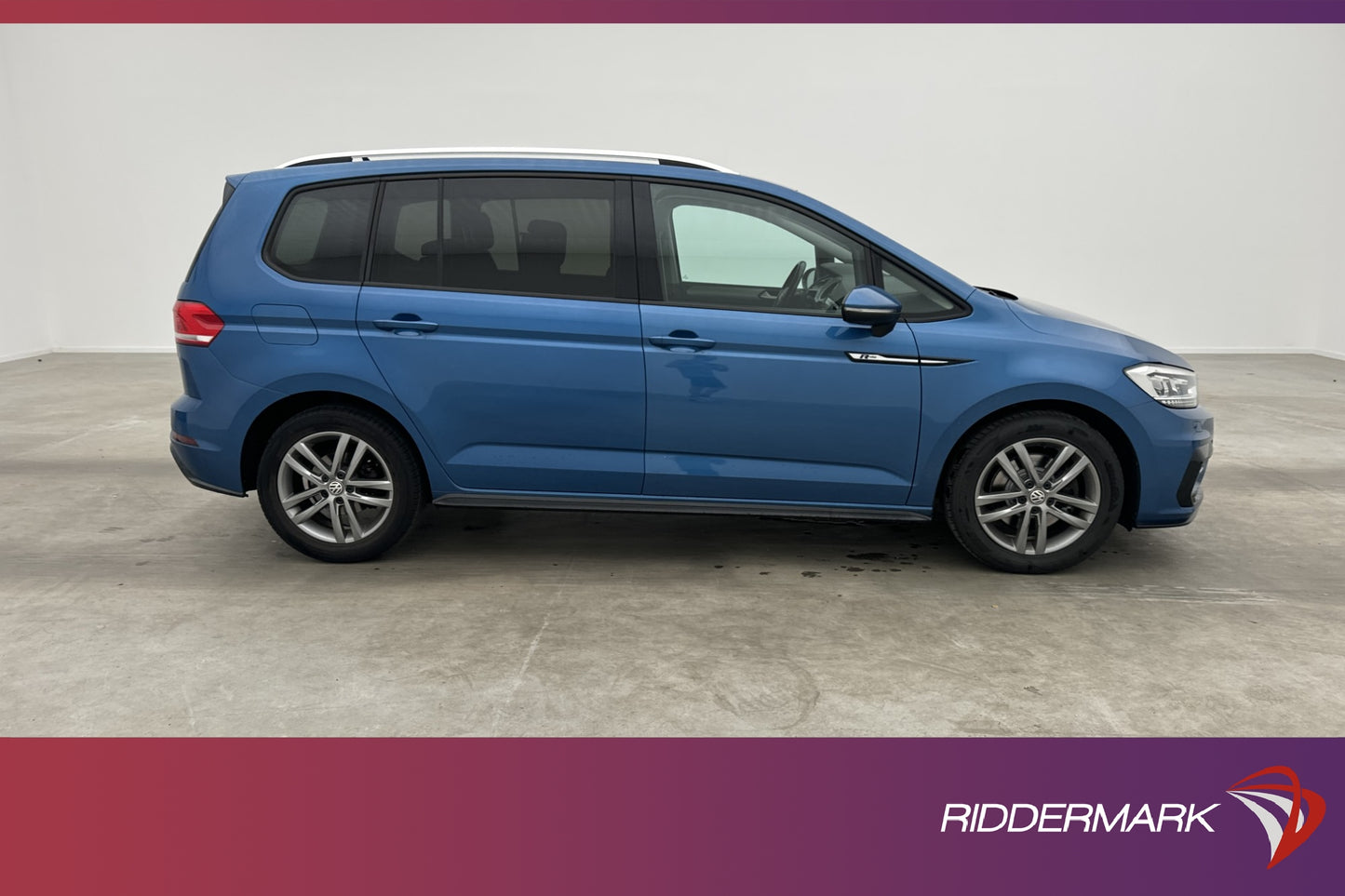 Volkswagen Touran 1.4 TSI 150hk R-Line Kamera Drag Välservad