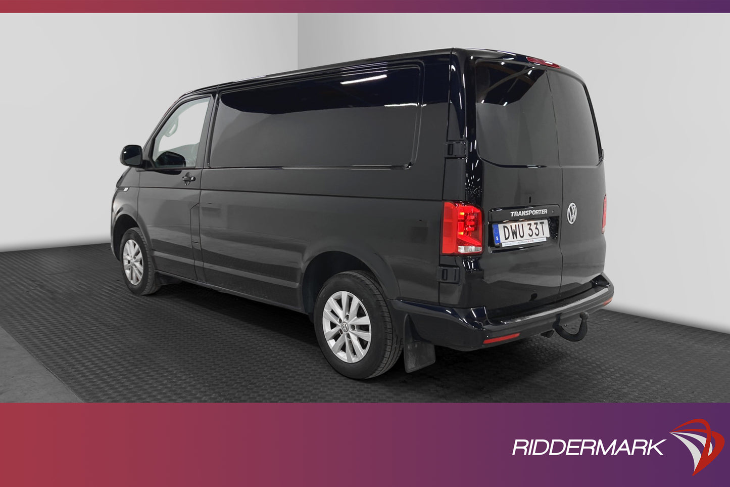 Volkswagen Transporter 150hk DSG Värmare Dragkrok PDC Moms