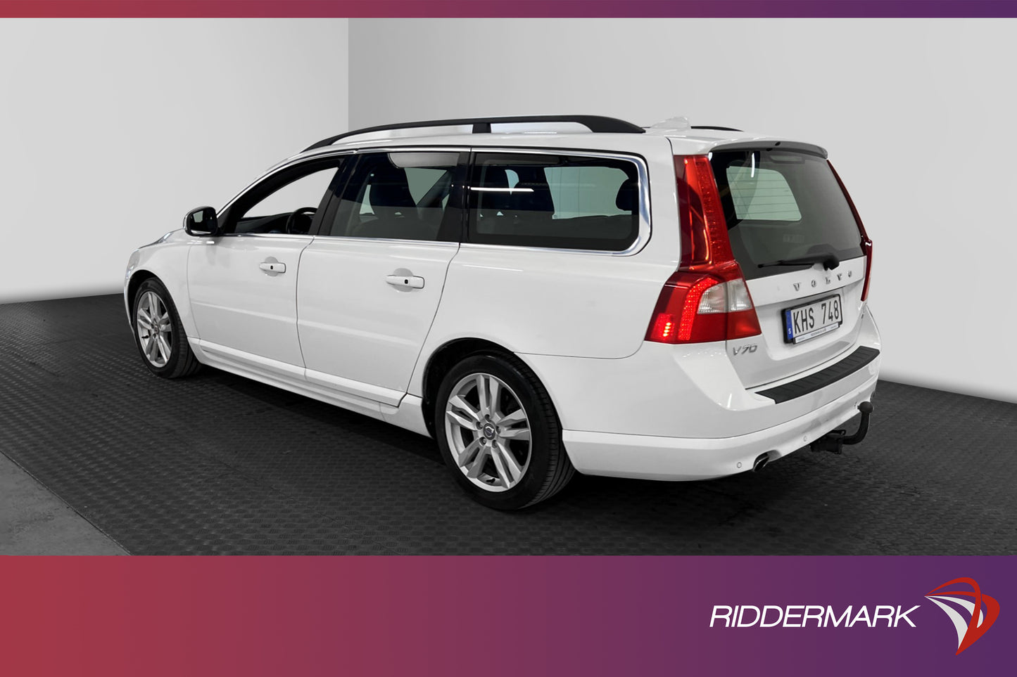 Volvo V70 D4 AWD Mometum D-Värm VOC Taklucka Skinn Navi Drag