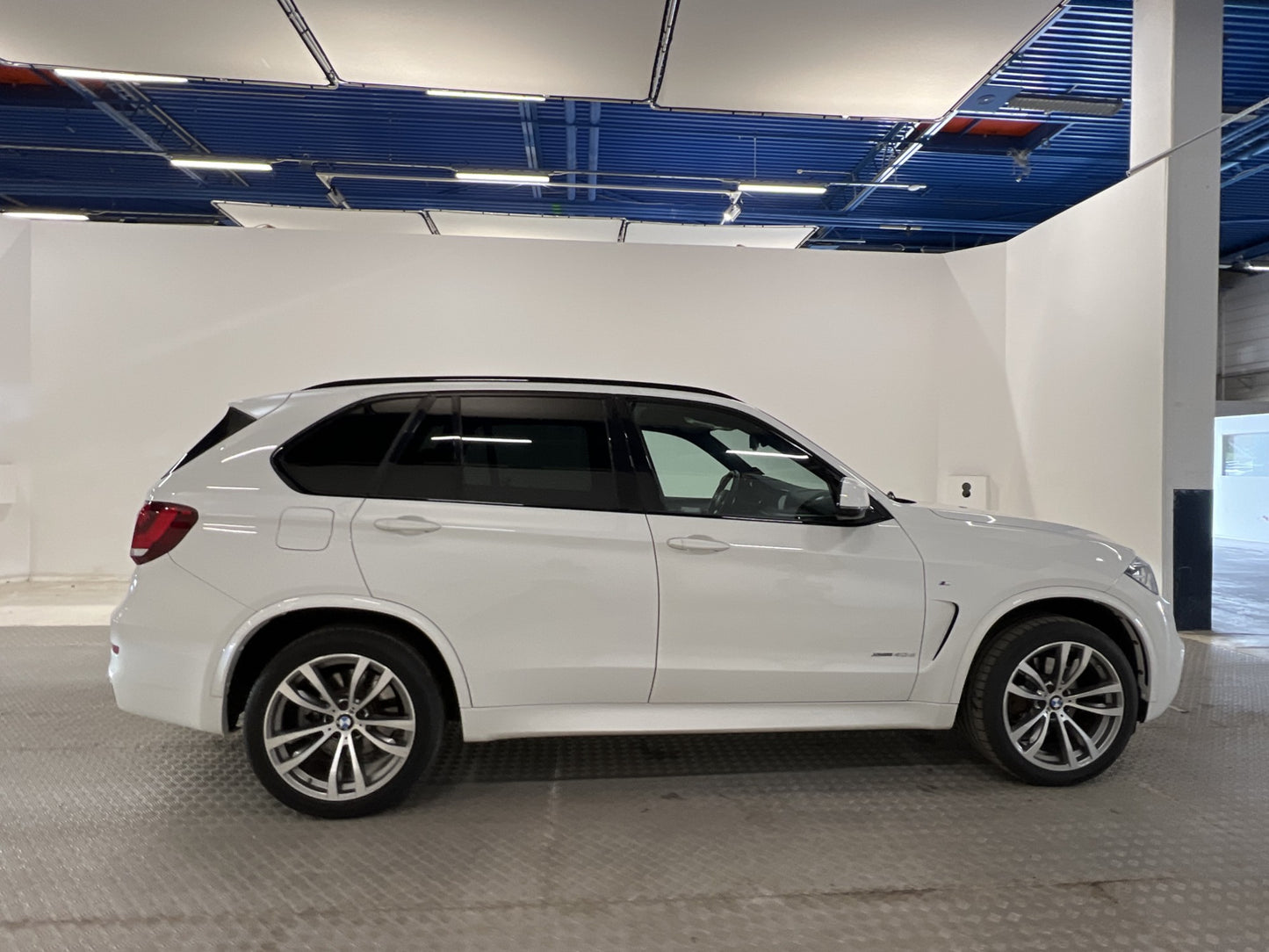 BMW X5 xDrive40d 313hk M Sport Skinn Pano H/K Navi Värmare