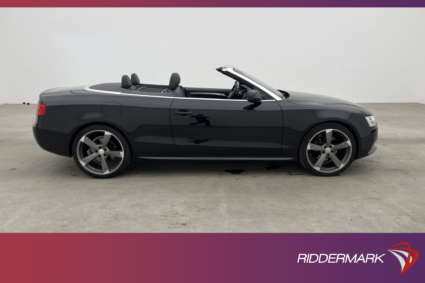 Audi A5 Cabriolet 2.0 TDI Proline Navi Sensorer Välservad