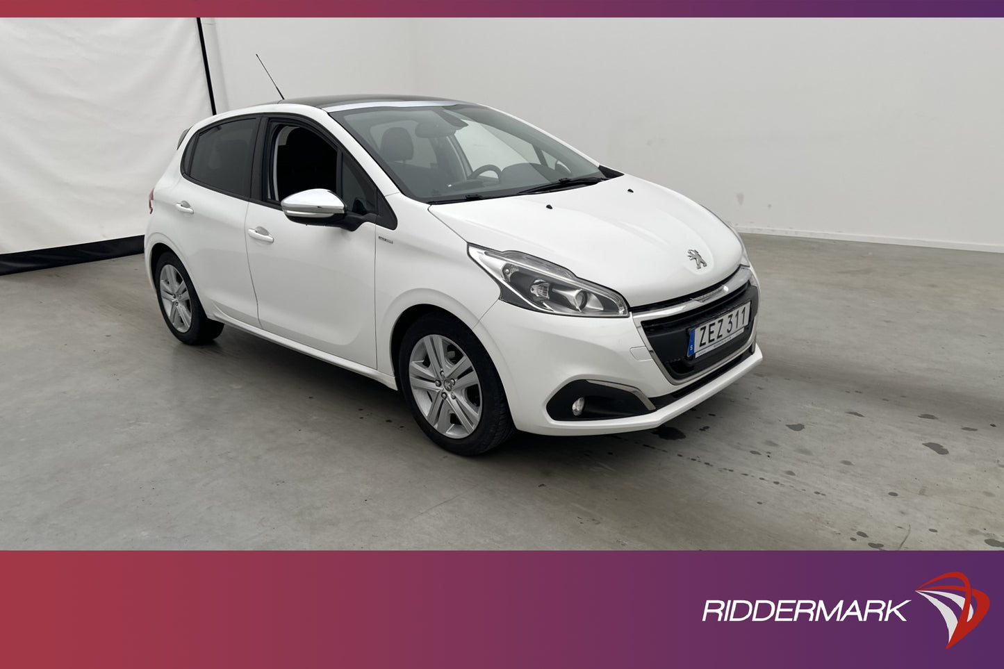 Peugeot 208 1.2 VTi 82hk Style Panorama Sensorer Välservad