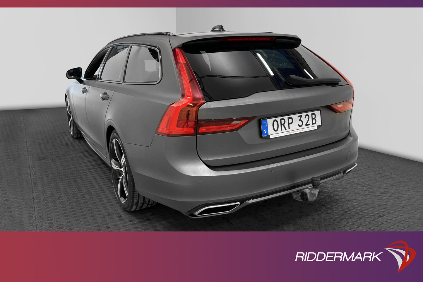 Volvo V90 D4 190hk AWD R-Design D-Värm VOC B-Kamera GPS Drag