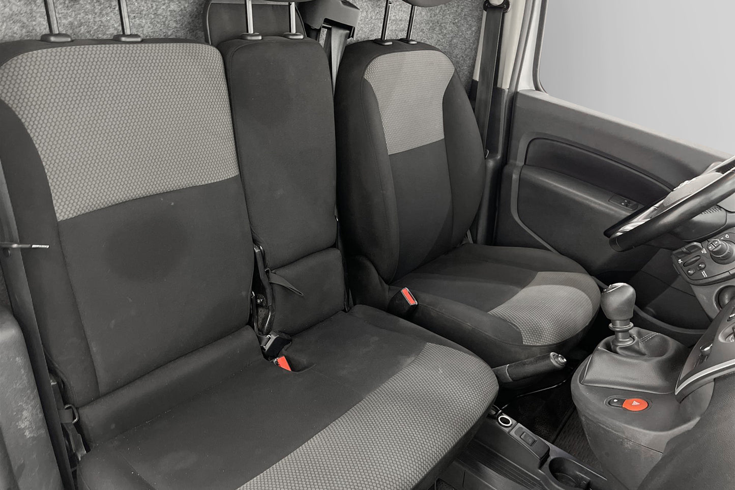 Nissan NV250 1.5dCi Dragkrok 3-Sits B-Kamera 1-Brukare Moms