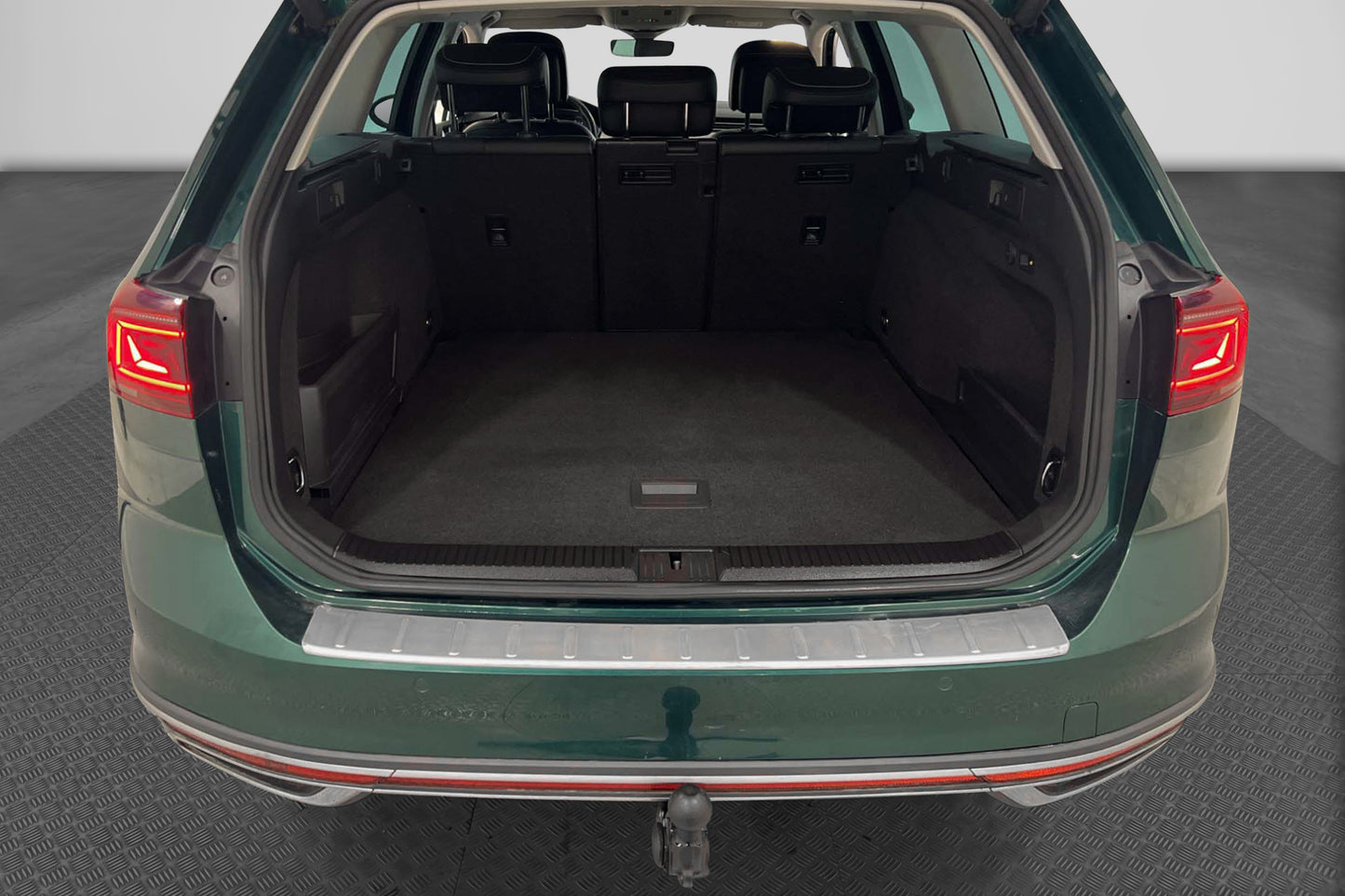 Volkswagen Passat Alltrack 4M 190hk Executive Värmare Skinn