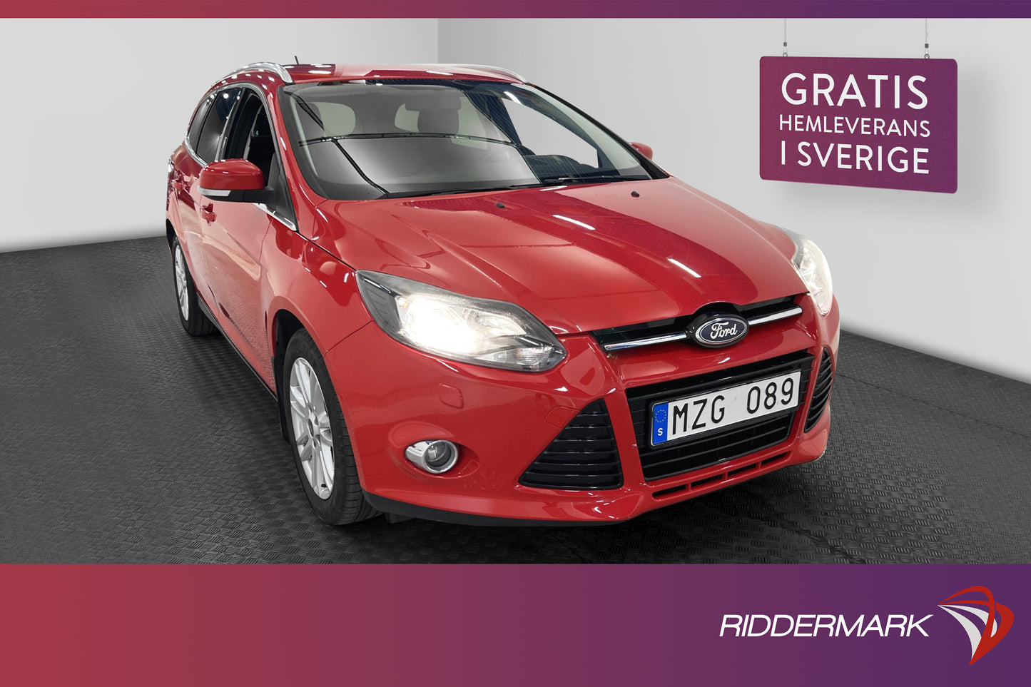 Ford Focus 1.2 EcoBoost 100hk Titanium Dragkrok Ny Kamrem