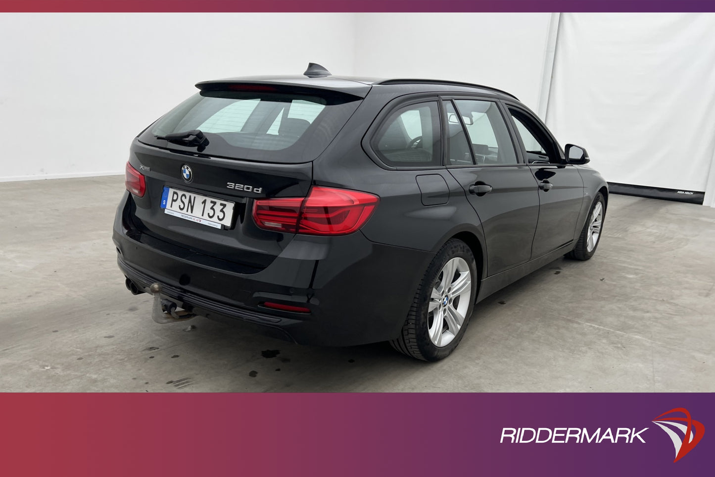 BMW 320 d xDrive Touring 190hk Sport line Sensorer Drag