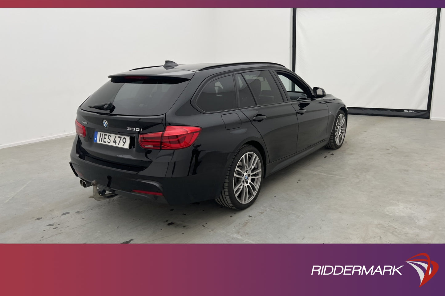 BMW 330i xDrive 252hk M Sport Innovation Pano H/K Skinn HuD