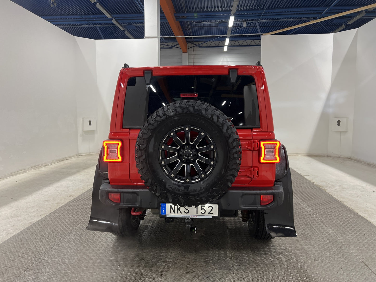 Jeep Wrangler Unlimited Rubicon 2.2CRD 4WD Drag Skinn Vinsch