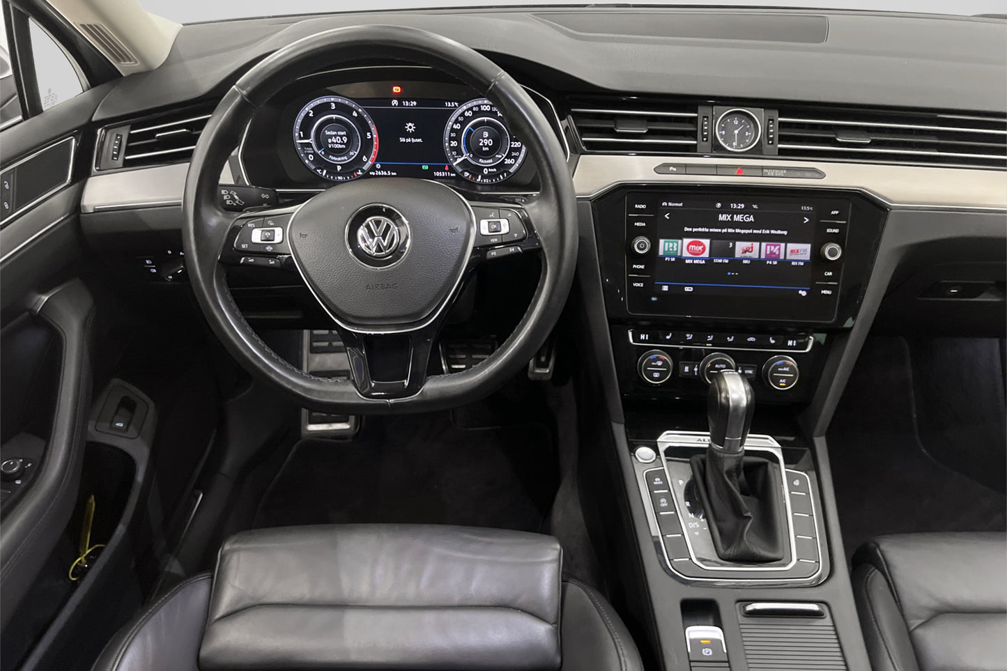 Volkswagen Passat Alltrack 4M Executive Cockpit D-värm MOMS