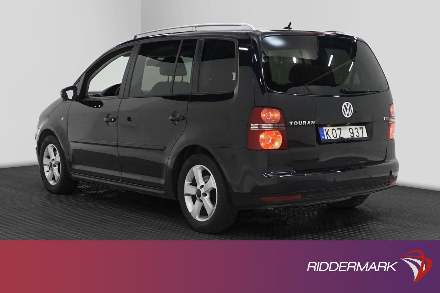 Volkswagen Touran 1.4 TSI 170hk R-Line 7-sits Skinnklädsel