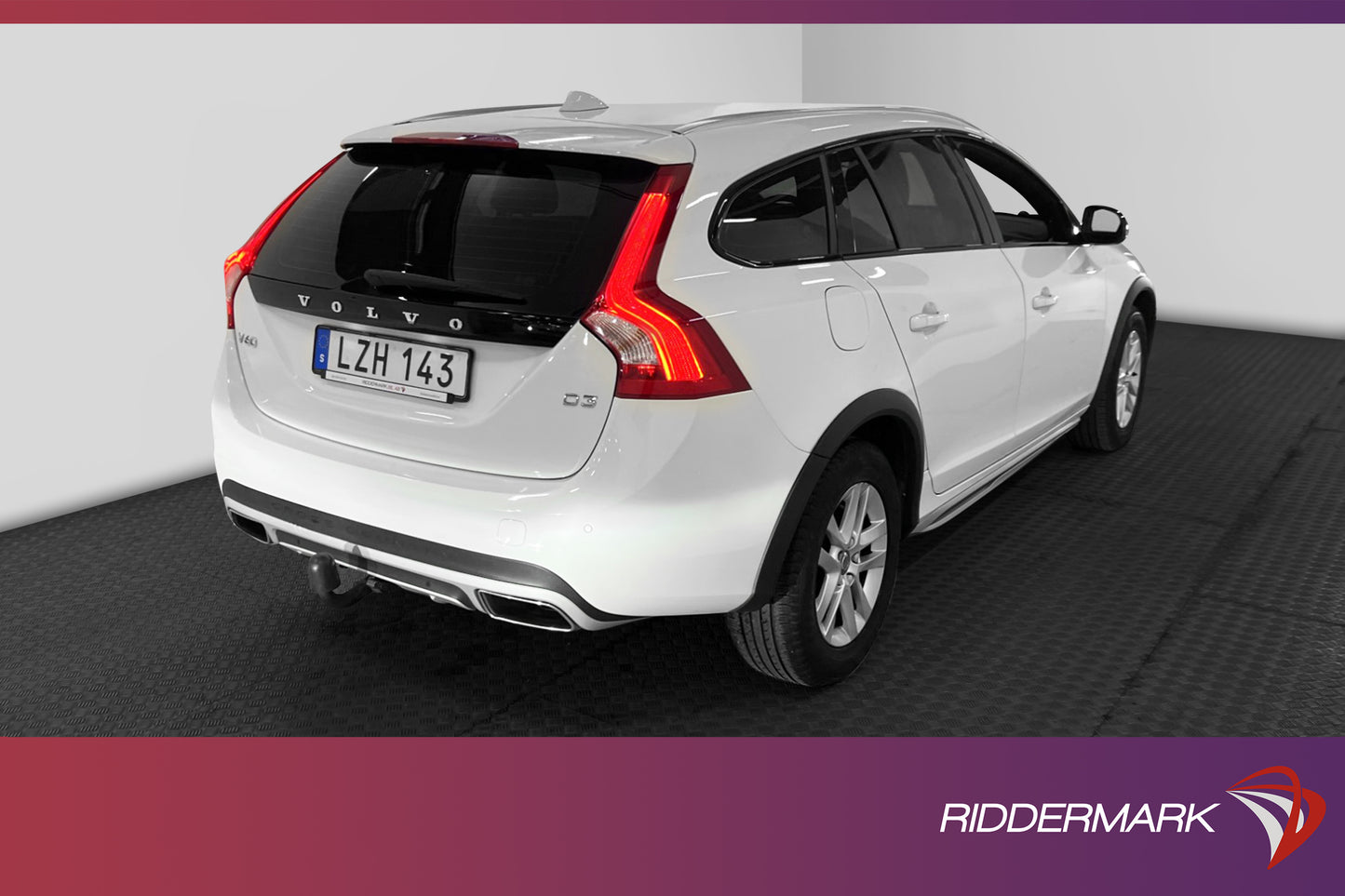 Volvo V60 Cross Country D3 150hk Momentum VOC Värmare Drag